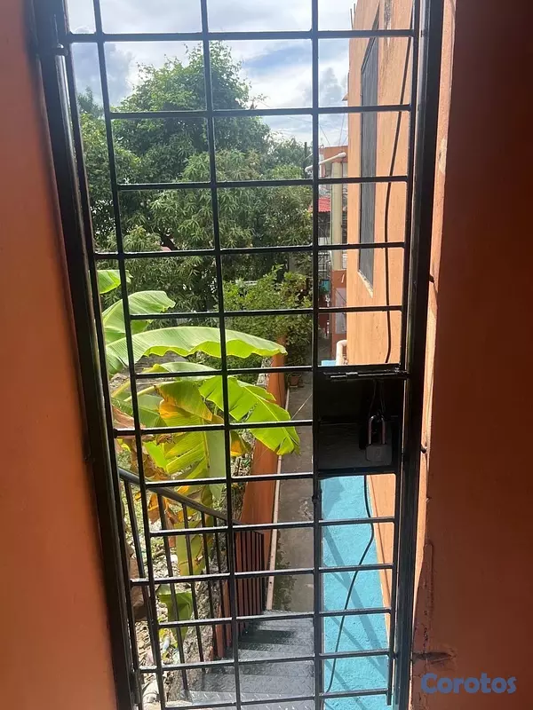 casas - CASA EN ALQUILER
 PARA VIVIENDA,NEGOCIOS
Y ALMACÉN,SANTO DOMINGO OESTE ALAMO 13