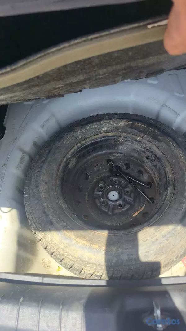 carros - HYUNDAI AVANTE 2019 SACALO CON $300 DE INICIAL 4