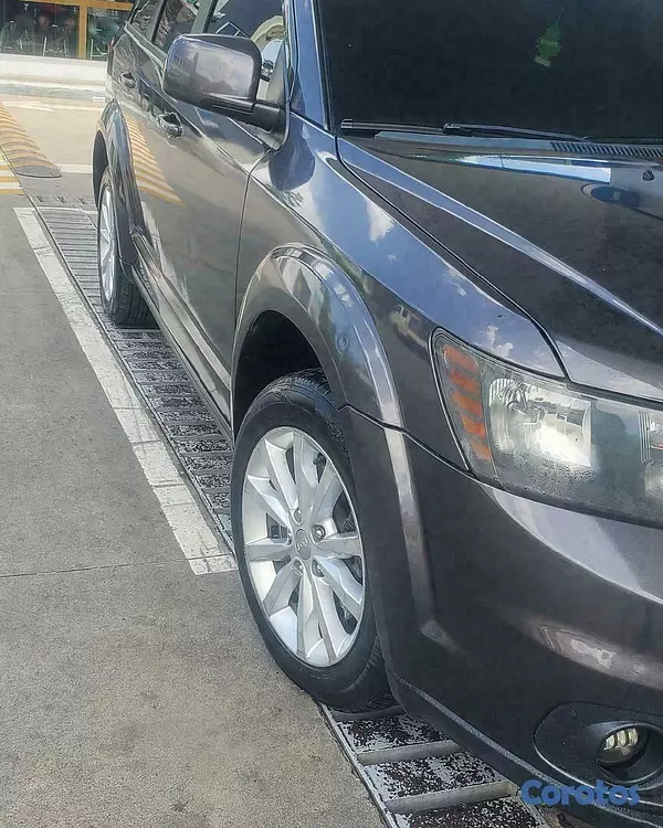 jeepetas y camionetas - Dodge Journey SXT 3.6 2017 nítida  2