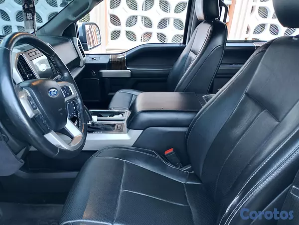 jeepetas y camionetas - Ford lariat 4x4 2018 3