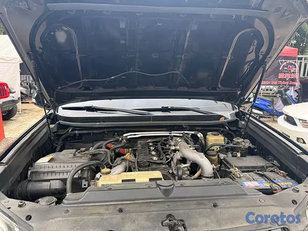 jeepetas y camionetas - Toyota land cruicer prado vx 2010 11