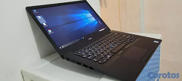 computadoras y laptops - Dell Slim 14 Pulg Core i7 6ta Gen Ram 8gb ddr4 Disco 256gb SSD FULL 1080p 2