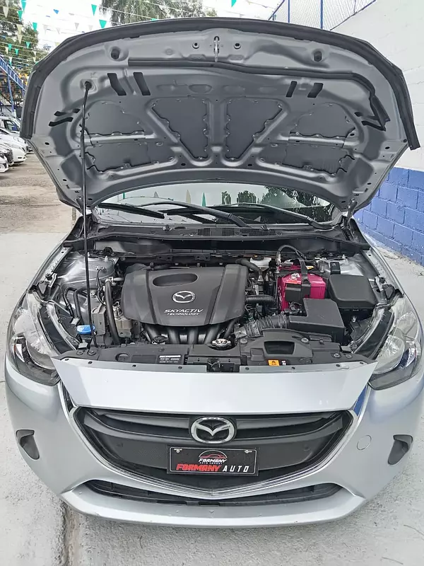 carros - MAZDA DEMIO 7