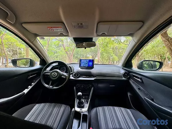 carros - ramgautoimport Mazda Demio SkyActive año 2020 7