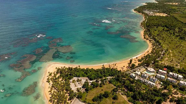 casas vacacionales y villas - Proyecto de apartamentos en Samaná Las Terrenas 2