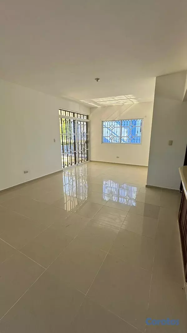casas - CASA DE RENTA EN SEGUNDO NIVEL PARTE ALTA DE LA CI 4