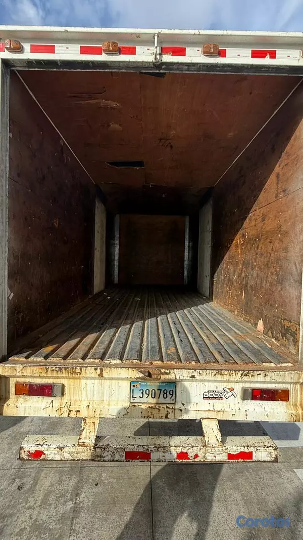 camiones y vehiculos pesados - Mitsubishi Motors Fuso 2018 2