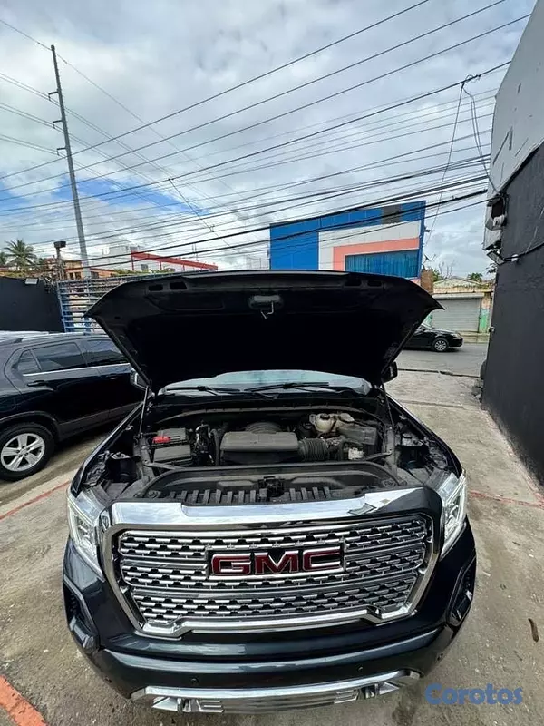 jeepetas y camionetas - GMC SIERRA DENALI 2022  7