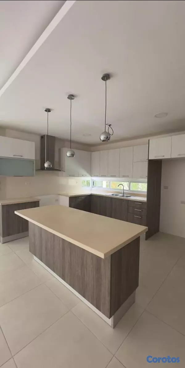 casas vacacionales y villas - SE RENTA VILLA EN SAN JUAN LAKE DOWNTOWN PUNTA CABA 3