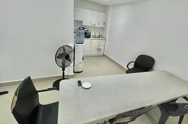 oficinas y locales comerciales - Local céntrico millon 80m 7