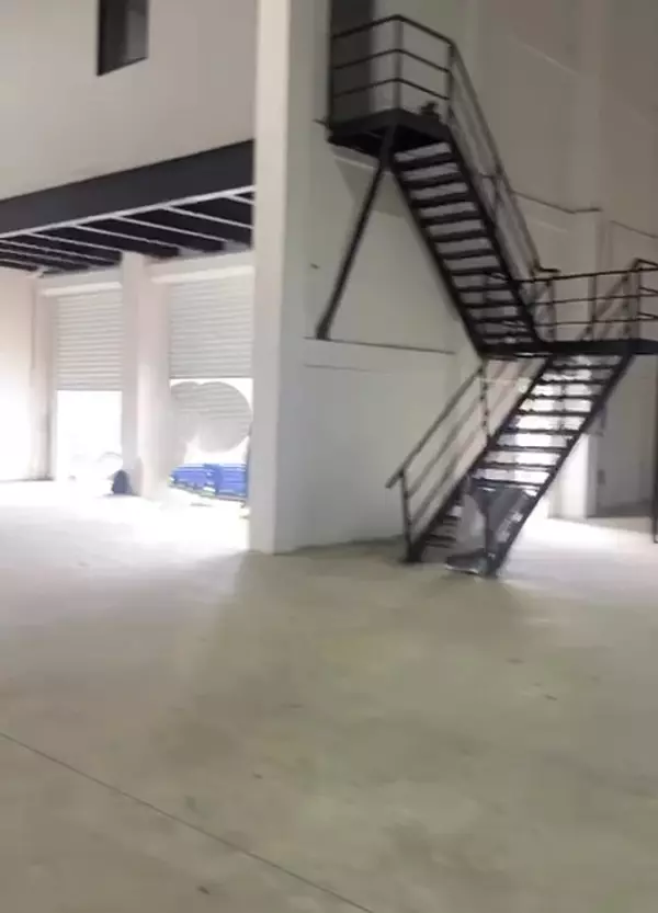 oficinas y locales comerciales - NAVES EN ALQUILER CON SÓTANOS DE 2,000 MTS2-KILOMETRO 22 SANTO DOMINGO. 4