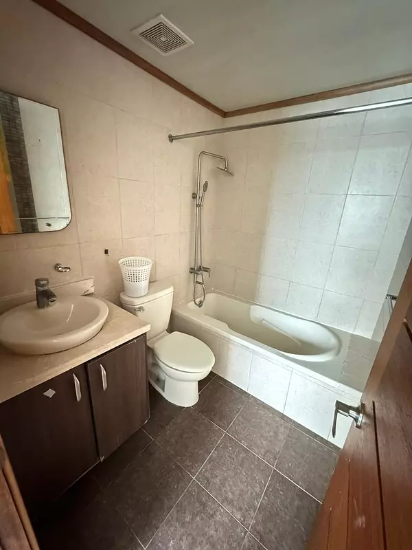 apartamentos - Apartamento en Alquiler
SERRALLES
USD 1,500.00 (Mantenimiento incluido)

 9