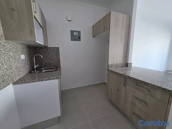 apartamentos - Alquiler apartamento vacio, Evaristo Morales  6