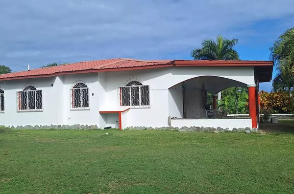 casas - Venta, Villa de 3 Habitaciones El Magante, Gaspar Hernández 2