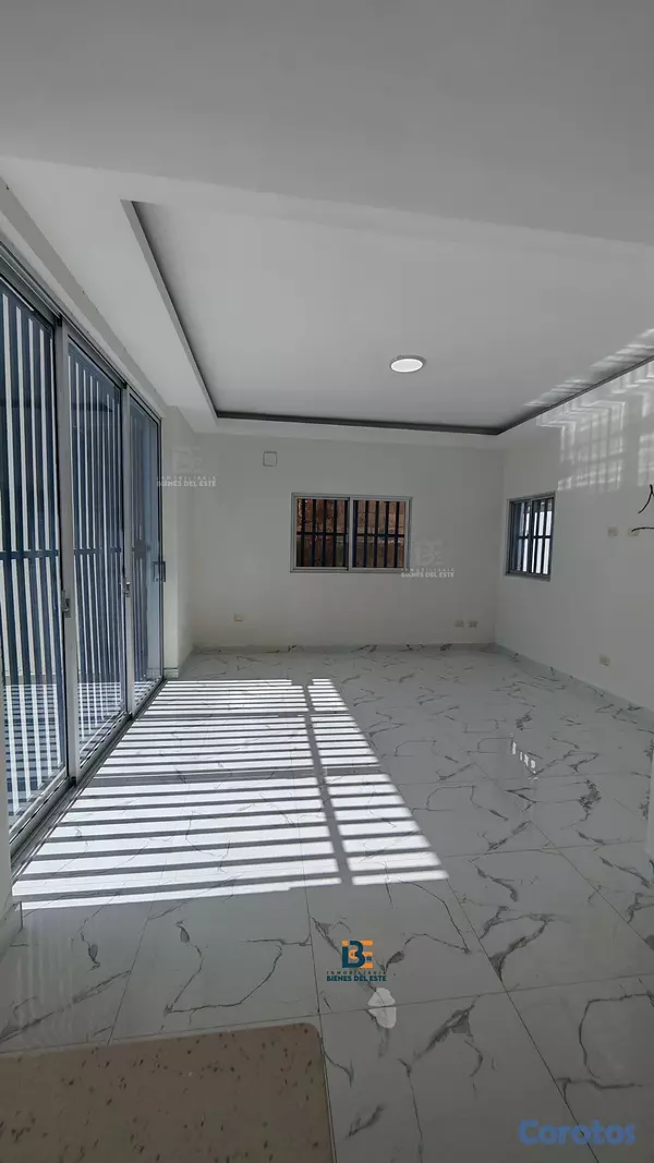 casas - Vendo moderna Vivienda de dos niveles de alta cali 3