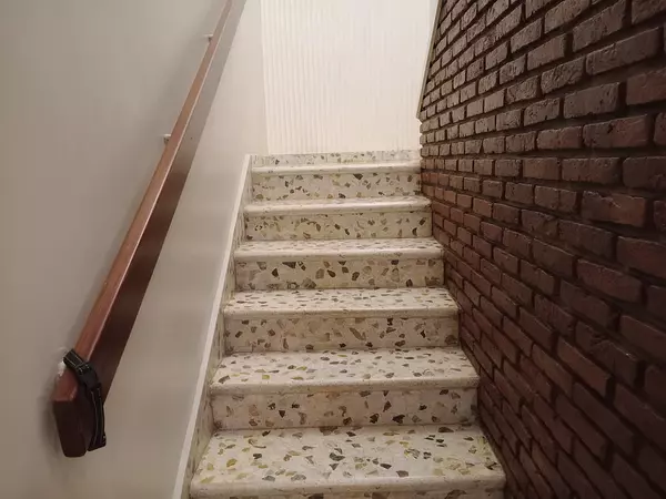 apartamentos - Vendo o Alquilo amplia casa de 2 niveles en Los Ca 5