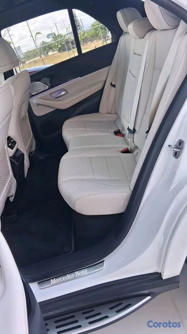 jeepetas y camionetas - 2021 Mercedes benz gle350 4matic  3