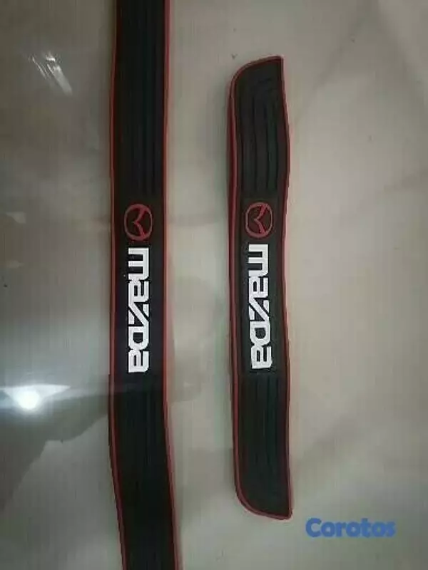 accesorios para vehiculos - Parachoque mazda ect 2