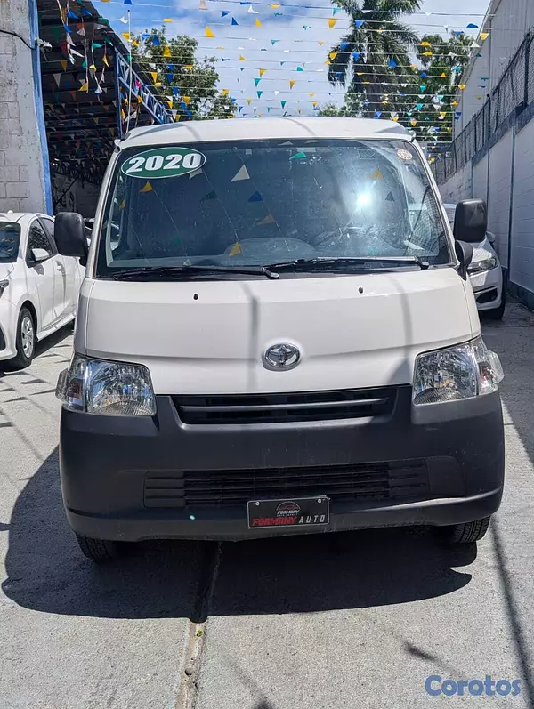jeepetas y camionetas - TOYOTA TOWN ACE 2020 10