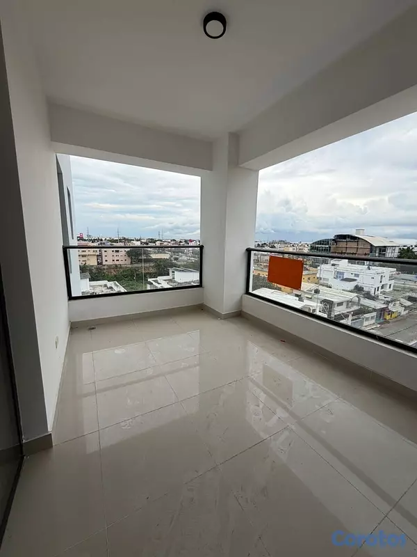 apartamentos - alquiló san Isidro frente al jumbo pis 6 tres habitaciones dos parqueos balcón 7