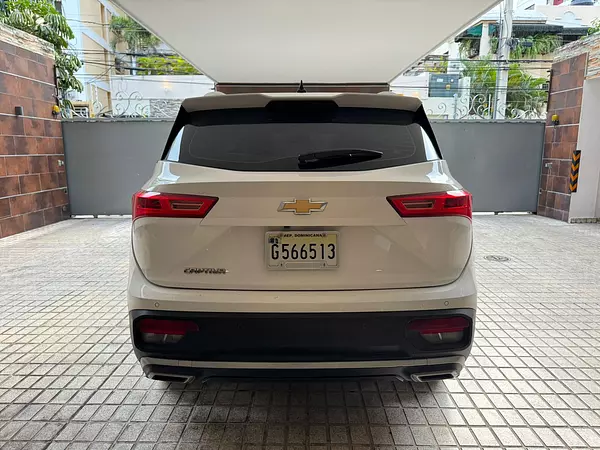 jeepetas y camionetas - chevolet captiva 2022 3
