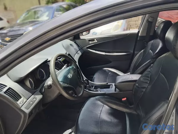 carros - HYUNDAI Y20 4
