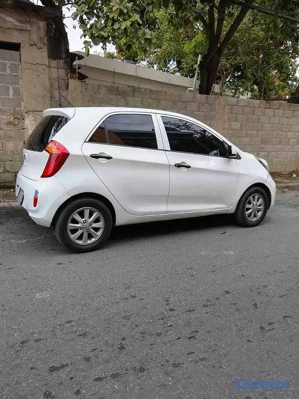 carros - Venta de Kia picanto2013,blanco,  4