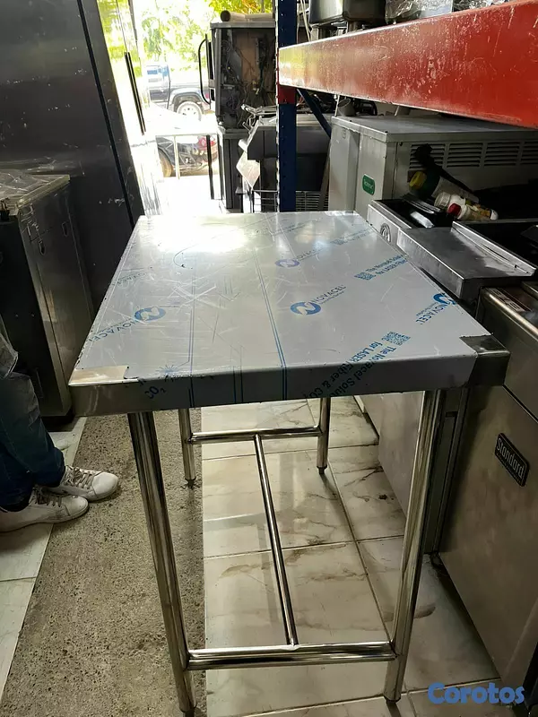 equipos profesionales - Mesa de trabajo Acero Inoxidable calibre 16  5