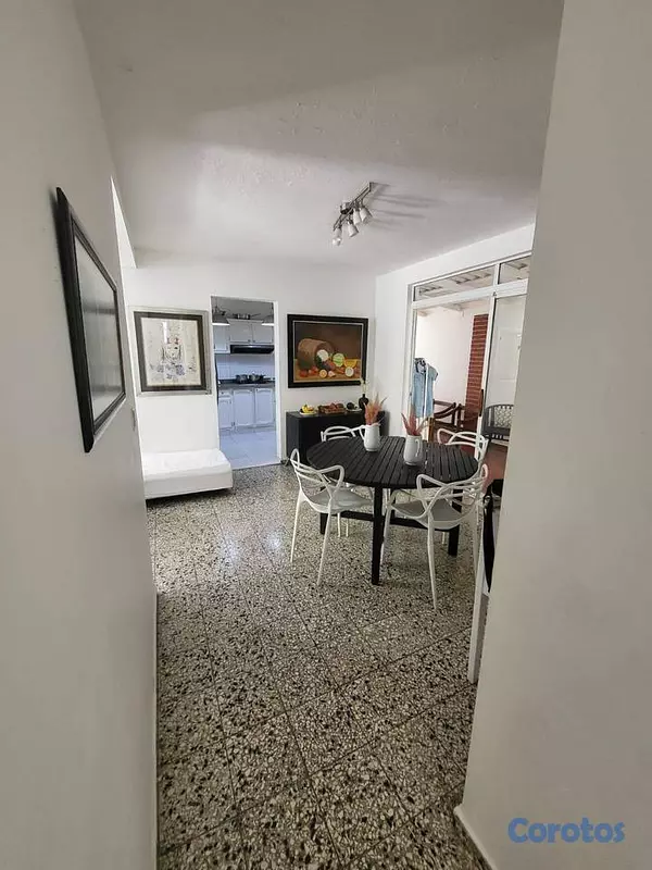casas - Casa de 3 habitaciones en venta en Av. Independenc 9