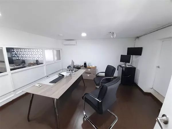 oficinas y locales comerciales - Local comercial en la Fe  4
