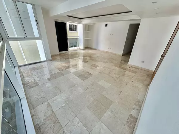 apartamentos - Apartamento en Venta SERRALLÉS  USD 300,000.00  3