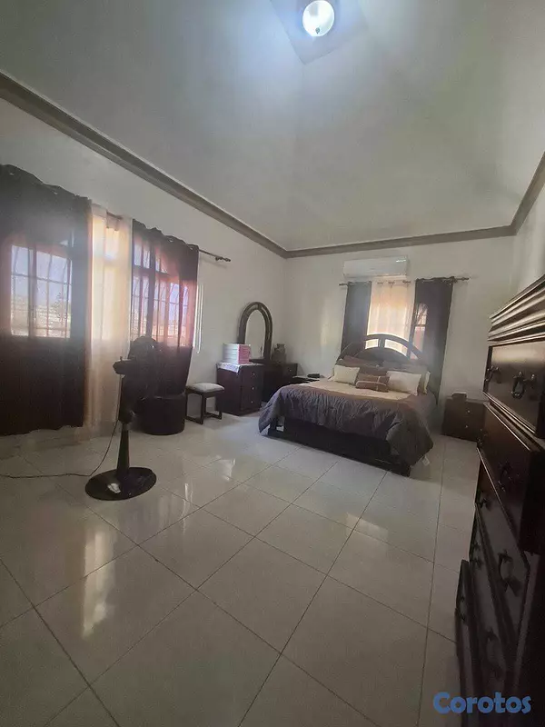 casas - Casa Venta Entre Cayetano Germosén e Independencia 8