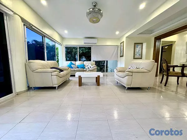 casas vacacionales y villas - Vendo Villa en Juan Dolio  6