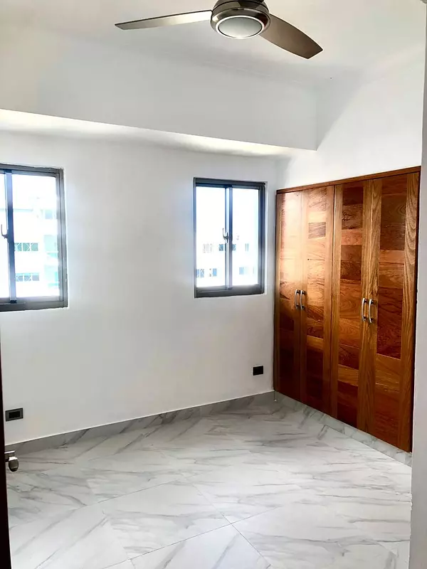 apartamentos - Se vende y o alquila apartamento en Evaristo Morales 2