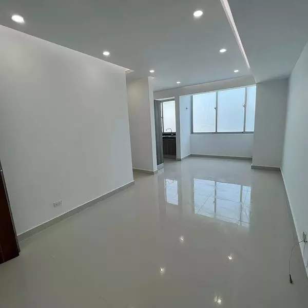 apartamentos - Vendo apartamento Renacimiento
3er ps 
2 hab
SD $165,000 4