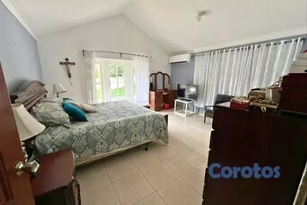 casas - Vendo casa en Cuesta Hermosa II 2