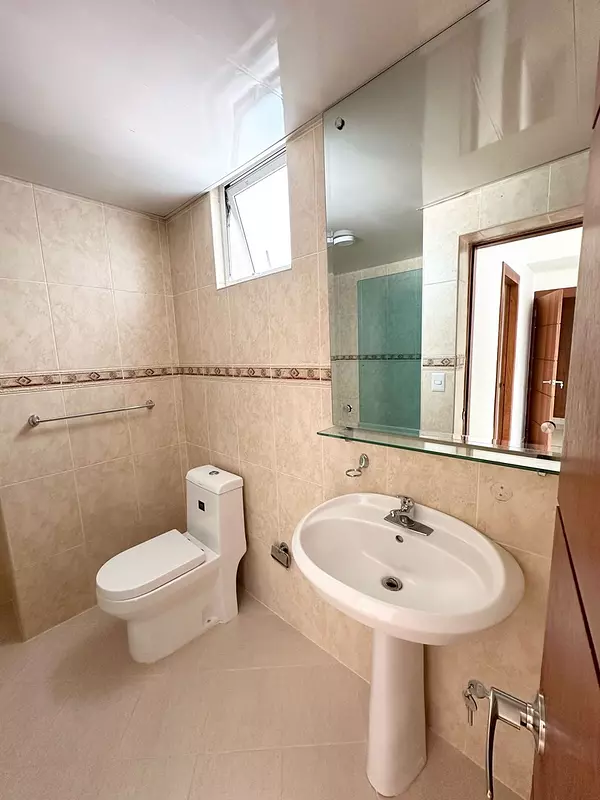 apartamentos - Amplio Apartamento 300 Mts2 en Cerros de Gurabo 3