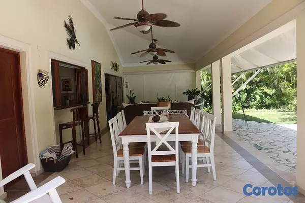 casas vacacionales y villas - Hermosa villa ubicada en el exclusivo Metro Golf & Country Club en Juan Dolio 9