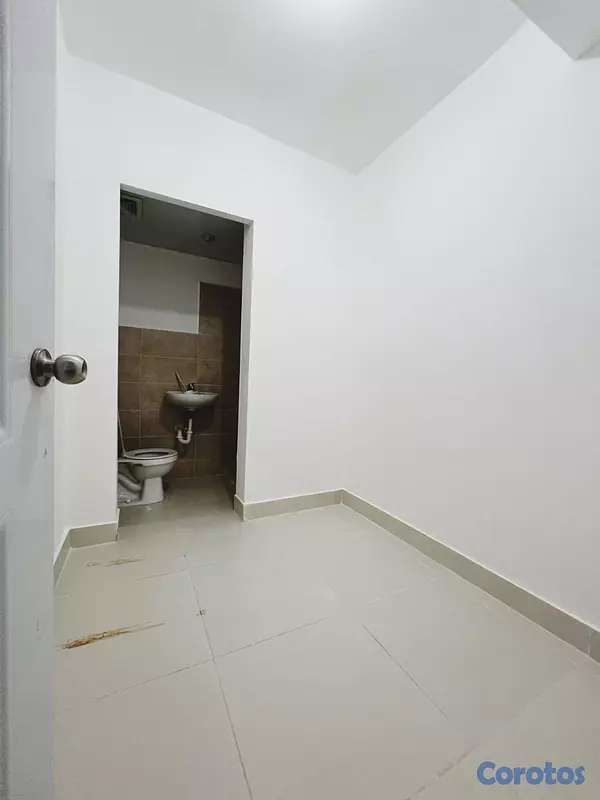 apartamentos - Apartamento en Colinas de Los Rios Detrás de Carre 7