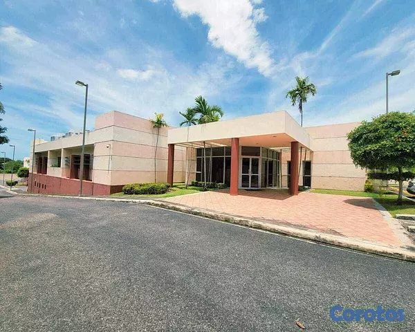 oficinas y locales comerciales - Imponente Local Comercial Av. Cayetano Germosen 6