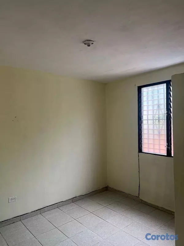 casas - CASA EN ALQUILER
 PARA VIVIENDA,NEGOCIOS
Y ALMACÉN,SANTO DOMINGO OESTE ALAMO 10