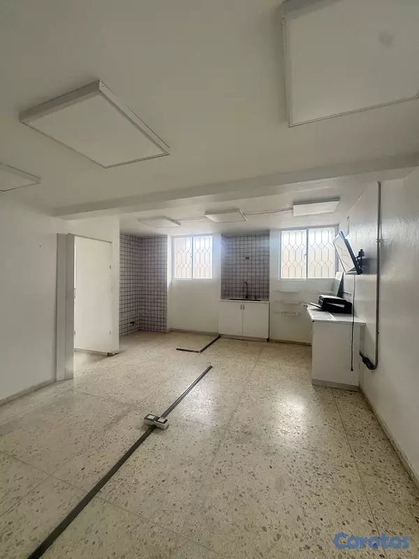 oficinas y locales comerciales - LOCAL COMERCIAL 9