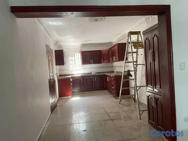casas - SE ALQUILA AMPLIA CASA EN LUCERNA, SANTO DOMINGO E 2