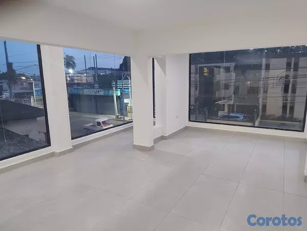 oficinas y locales comerciales - EDIFICIO COMERCIAL DE 2 NIVELES / 740 M2 MAS AZOTE 5
