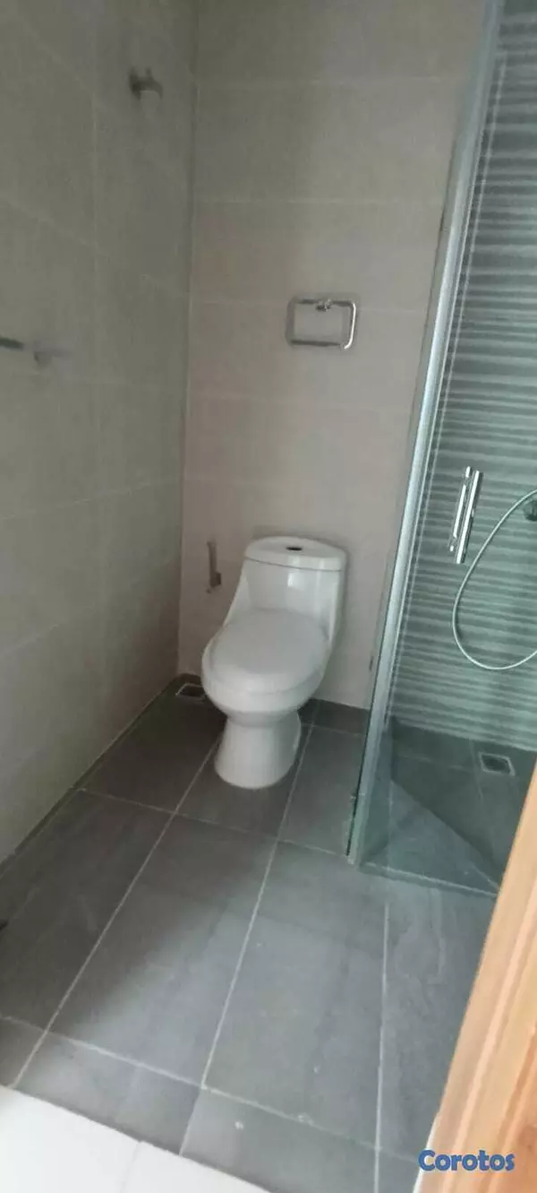 apartamentos - Renacimiento Amplio apartamento en piso alto 3hab 10