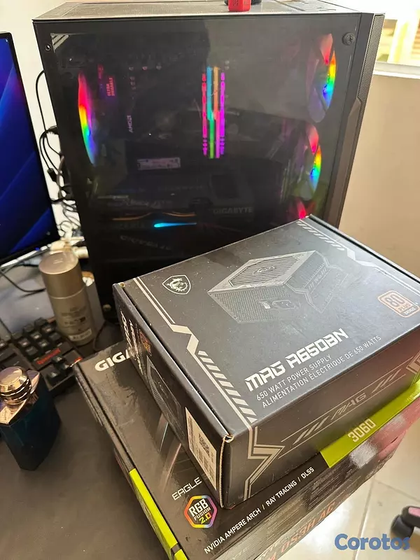 computadoras y laptops - VENDO O CAMBIO POR PS5 CON DIFERENCIA A MI FAVOR 7