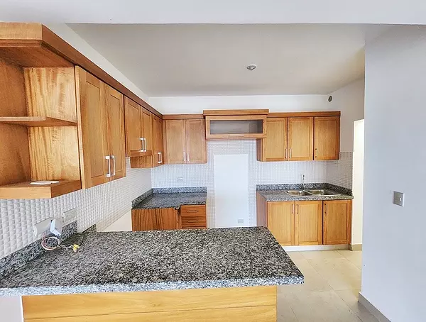 apartamentos - piso alto de renta en Carretera Las Palomas  4