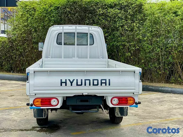 camiones y vehiculos pesados - HYUNDAI H-100 2026 7