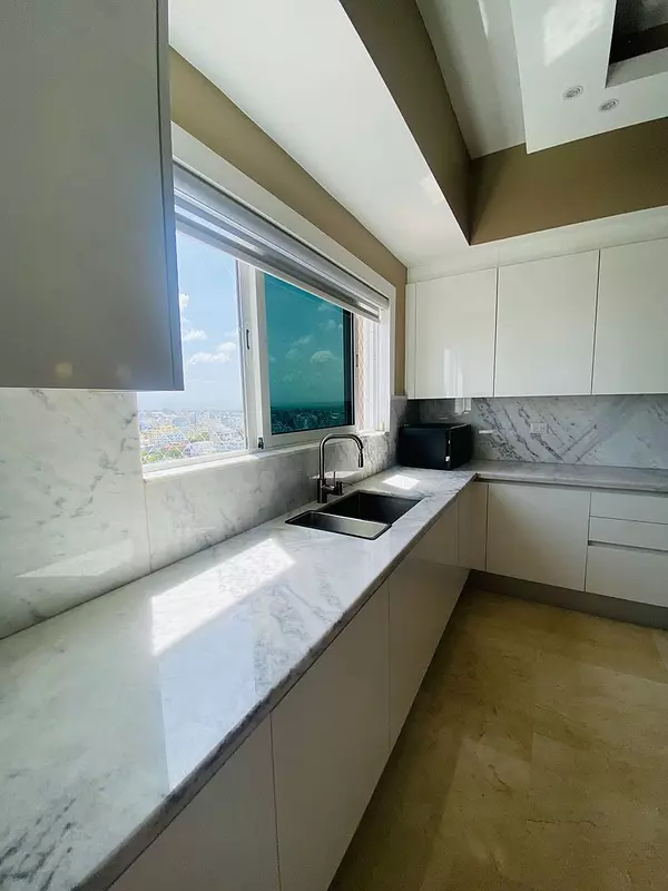apartamentos - Espectacular Apartamento Amueblado con Vista al Mar en Los Casicazgos 6
