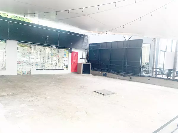 oficinas y locales comerciales - Local primer nivel bella vista  4